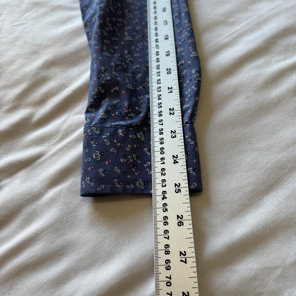 Banana Republic Factory Mens Slim Fit Button Shirt Allover Rose Print Purple Sml - Picture 11 of 14